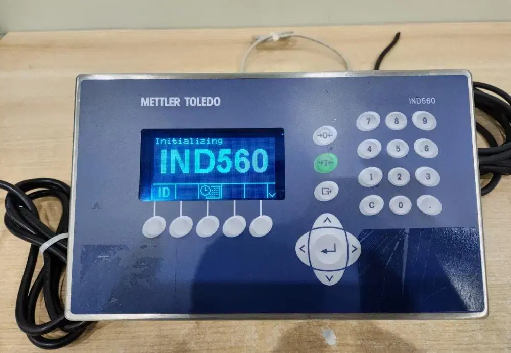 Mettler Toledo IND560 계량 인디게이터